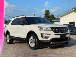 Used 2016 Ford Explorer XLT image 1