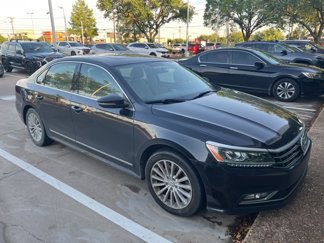 Used 2017 Volkswagen Passat 1.8T SE w/ SE Lighting Package image 1