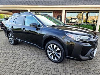 Used 2023 Subaru Outback Limited image 1