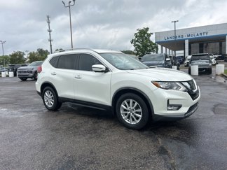 Used 2017 Nissan Rogue SV w/ SV Premium Package image 1