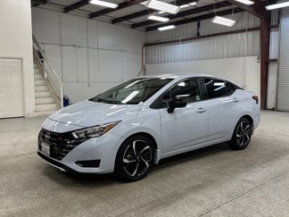Used 2024 Nissan Versa SR image 1
