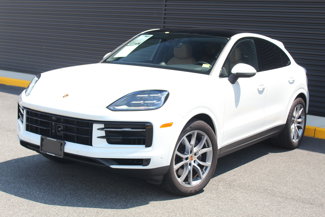 Certified 2025 Porsche Cayenne Coupe image 1