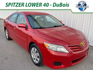 Used 2011 Toyota Camry LE image 1