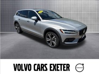 Certified 2024 Volvo V60 B5 Cross Country Plus image 1