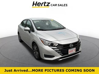 Used 2024 Nissan Versa SV image 1