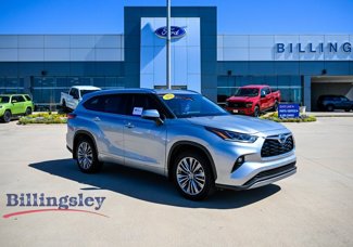 Used 2022 Toyota Highlander Platinum image 1