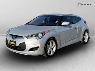 Used 2015 Hyundai Veloster image 1