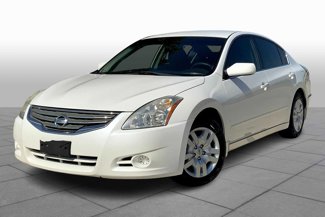 Used 2011 Nissan Altima 2.5 S image 1