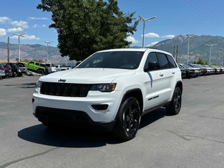 Used 2018 Jeep Grand Cherokee Laredo image 1