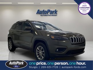 Used 2019 Jeep Cherokee Latitude Plus w/ Cold Weather Group image 1