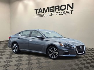 Used 2021 Nissan Altima 2.5 SV image 1