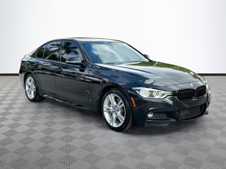 Used 2018 BMW 330i Sedan image 1
