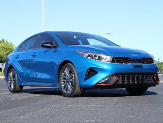 Used 2023 Kia Forte GT-Line image 1