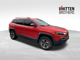 Used 2019 Jeep Cherokee Trailhawk w/ Comfort/Convenience Group image 1