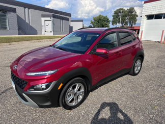 Used 2023 Hyundai Kona SEL image 1