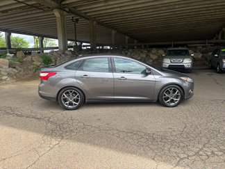 Used 2014 Ford Focus SE w/ Equipment Group 201A image 1