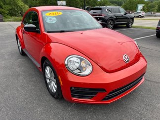 Used 2018 Volkswagen Beetle 2.0T S image 1