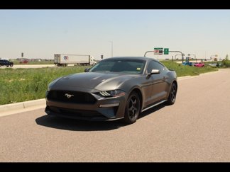Used 2018 Ford Mustang Coupe image 1