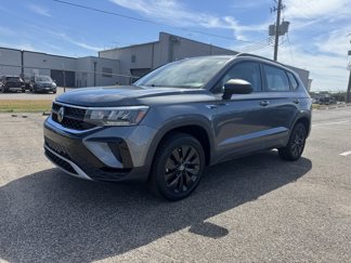 Used 2022 Volkswagen Taos S image 1