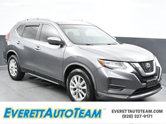 Used 2018 Nissan Rogue SV image 1