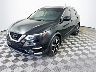 Used 2021 Nissan Rogue Sport SL w/ Premium Package image 1