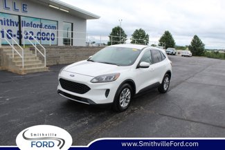 Used 2020 Ford Escape SE image 1