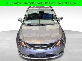 Used 2018 Chrysler Pacifica Touring-L video 2