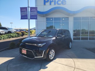 Used 2023 Kia Soul LX image 1