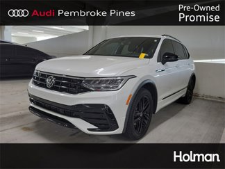 Used 2022 Volkswagen Tiguan SE R-Line image 1