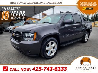 Used 2010 Chevrolet Avalanche LT image 1