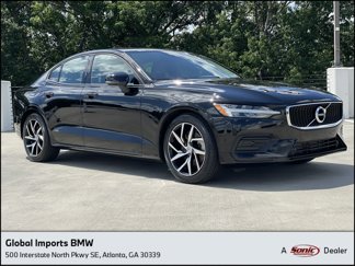 Used 2020 Volvo S60 T5 Momentum image 1