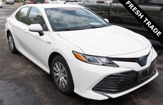 Used 2018 Toyota Camry LE image 1