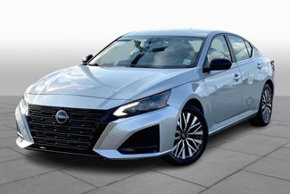 Used 2024 Nissan Altima 2.5 SV image 1