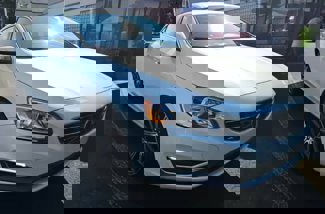 Used 2018 Volvo S60 T5 Inscription image 1