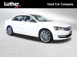 Used 2015 Volkswagen Passat 1.8T SE video 1
