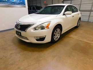Used 2014 Nissan Altima 2.5 S image 1