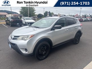 Used 2015 Toyota RAV4 LE image 1