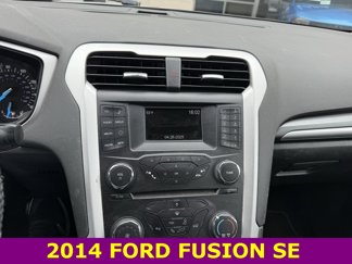 Used 2014 Ford Fusion SE image 1