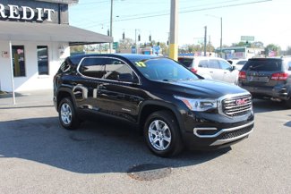 Used 2017 GMC Acadia SLE image 1