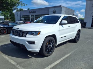 Used 2021 Jeep Grand Cherokee Laredo X image 1