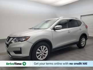 Used 2017 Nissan Rogue SV image 1