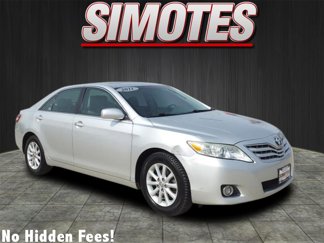 Used 2011 Toyota Camry XLE image 1