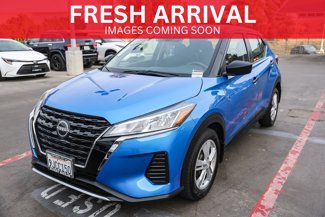Used 2024 Nissan Kicks S image 1