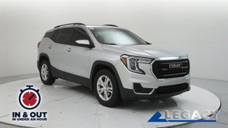 Used 2022 GMC Terrain SLE w/ Driver Convenience Package image 1