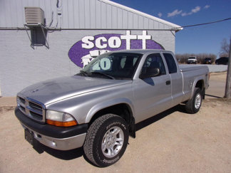 Used 2004 Dodge Dakota Sport w/ Deluxe Convenience Group image 1