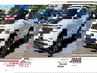Used 2020 Jeep Grand Cherokee Trailhawk image 1