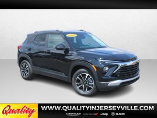 Used 2025 Chevrolet TrailBlazer LT image 1