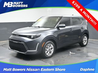 Used 2023 Kia Soul S image 1