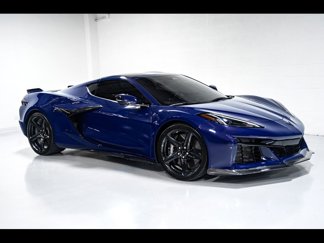 Used 2025 Chevrolet Corvette Z06 image 1
