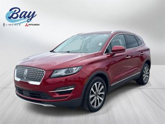 Used 2019 Lincoln MKC Reserve image 1